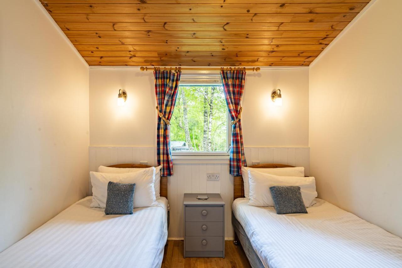 Heather Lodge 10 With Hot Tub Belladrum Ngoại thất bức ảnh
