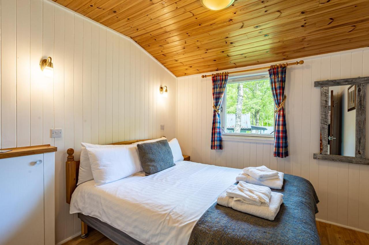 Heather Lodge 10 With Hot Tub Belladrum Ngoại thất bức ảnh